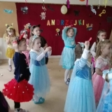 received_1005576846659328