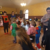 received_393088384817457