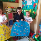 received_2211355745619829