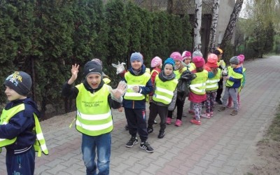 Mróweczki wzięły udział w akcji sprzątania świata.
