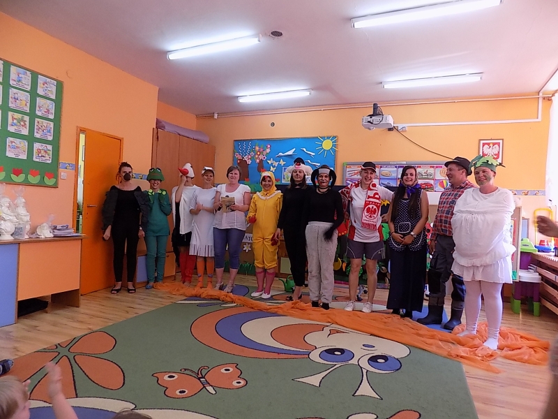 Rodzice dzieciom „Rzepka” Juliana Tuwima.